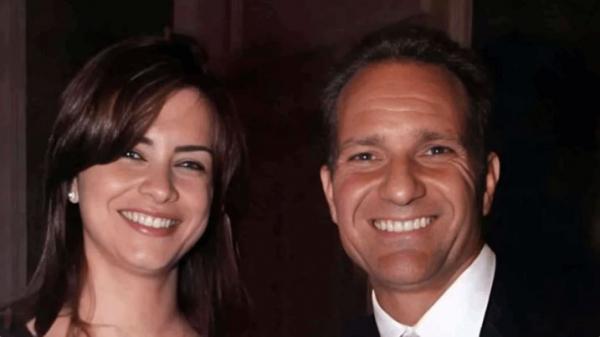 إلى أن نلتقي .. نور توجه رسالة لزوجها الراحل وتنشر خطابا عمره 33 عاما