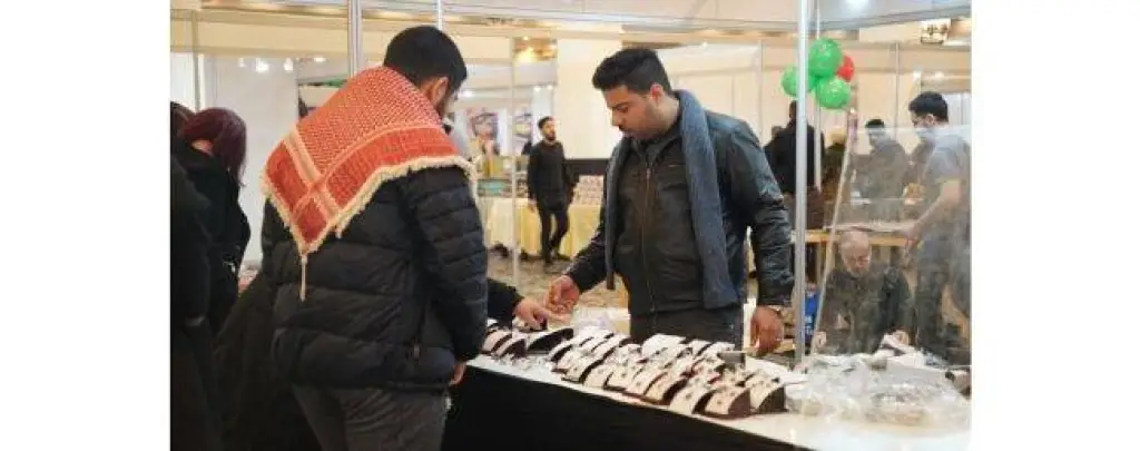 معرض الصناعات التقليدية الايرانية يواصل فعالياته