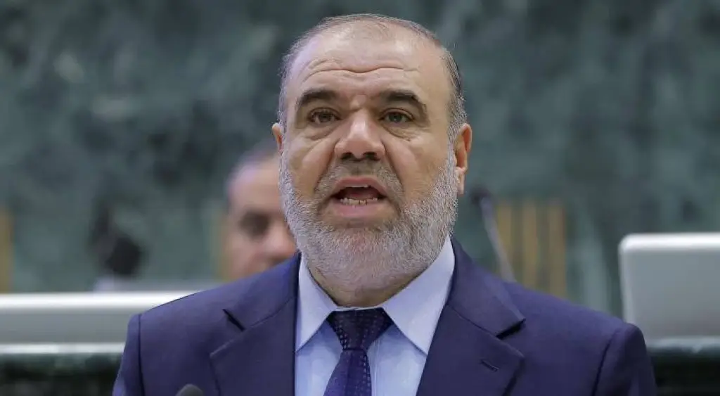 النائب القطامين يتناول نتائج التحديث السياسي والاقتصادي ويطالب بقانون إداري عصري
