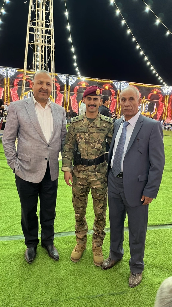 محمد الكعابنه يهنىء سليمان الخنان الكعابنه بتخرج نجله الملازم محمد من جامعة مؤته الجناح العسكري