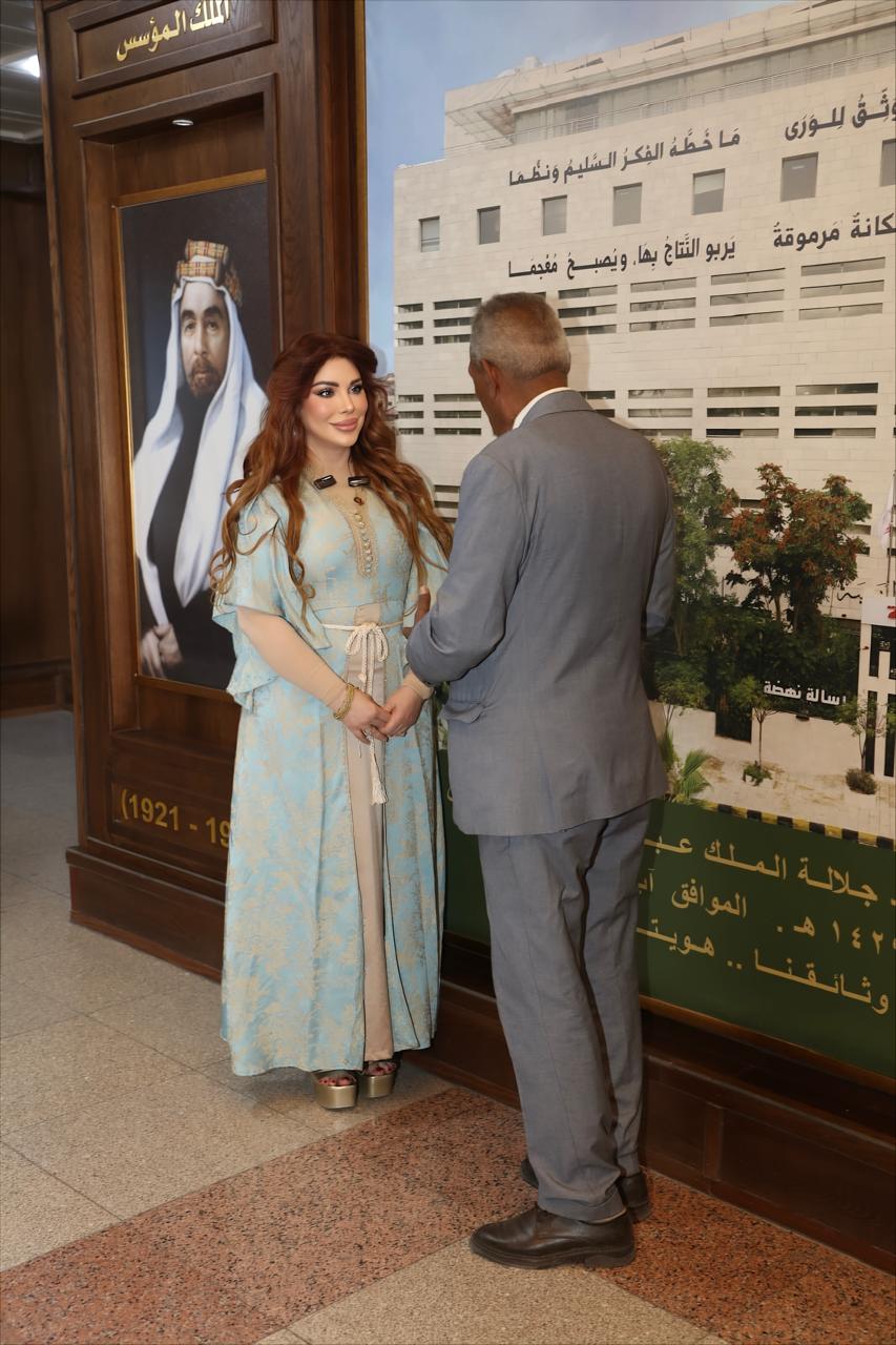 السهيل ترعى إشهار «مقالات في سطور» لمرام أبو عشيبة في المكتبة الوطنية.