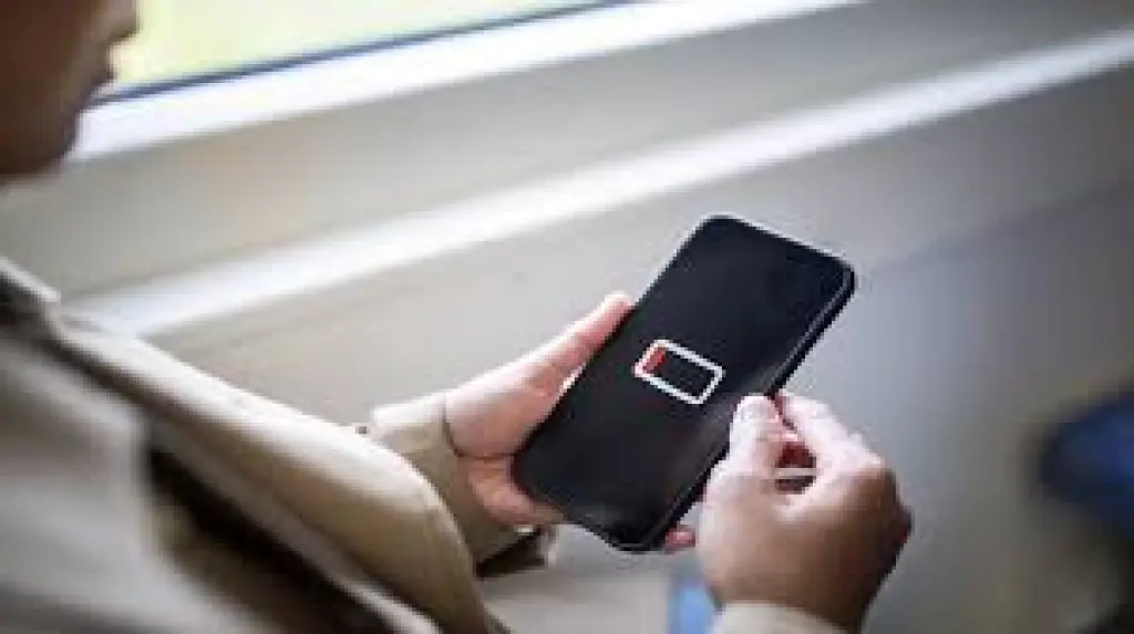 طريقة موثوقة من آبل لإطالة عمر بطارية آيفون