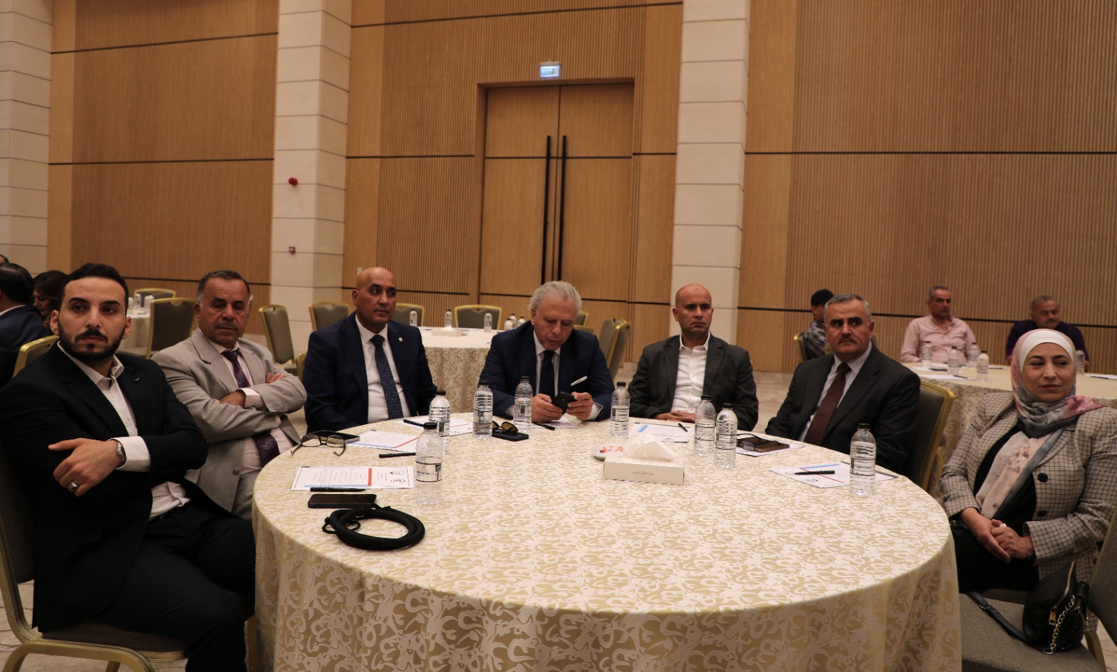 العودات يرعى إشهار الأكاديمية الحزبية لحزب المحافظين الأردني