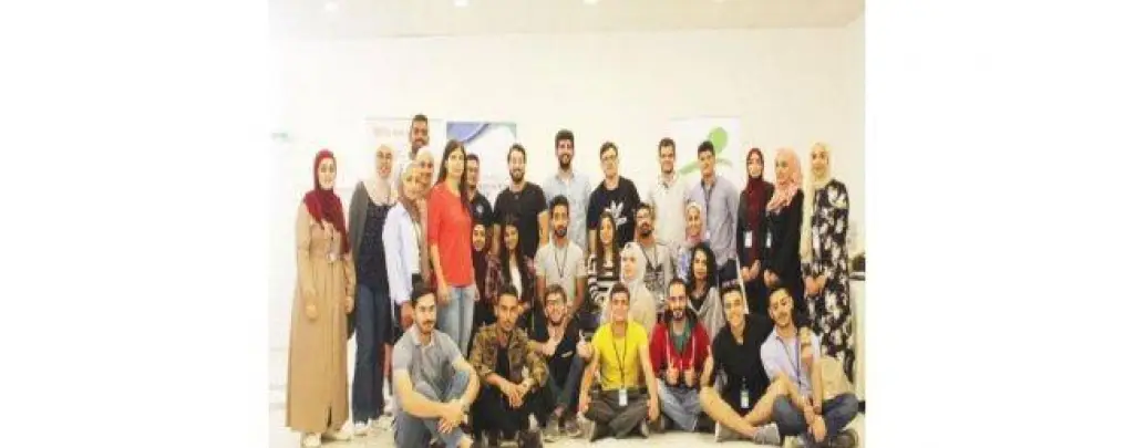 «لوياك» توفر للشباب فرصًا تدريبية تؤهلهم لدخول سوق العمل