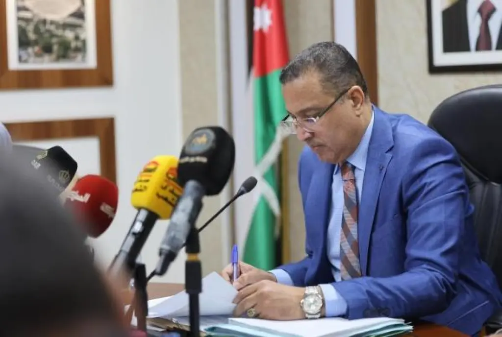 الديات يكشف أبرز تعديلات الإدارة المحلية .. كف يد الحكومة عن حل مجالس البلديات
