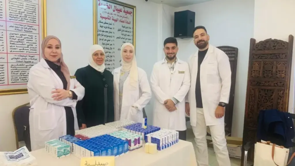 "صيدلة" عمان الاهلية تشارك في اليوم الطبي لجمعية عيبال الخيرية
