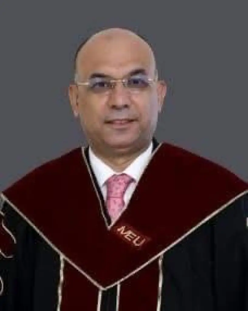 الدكتور حازم علي النسور عميداً لشؤون الطلبة في جامعة الشرق الأوسط