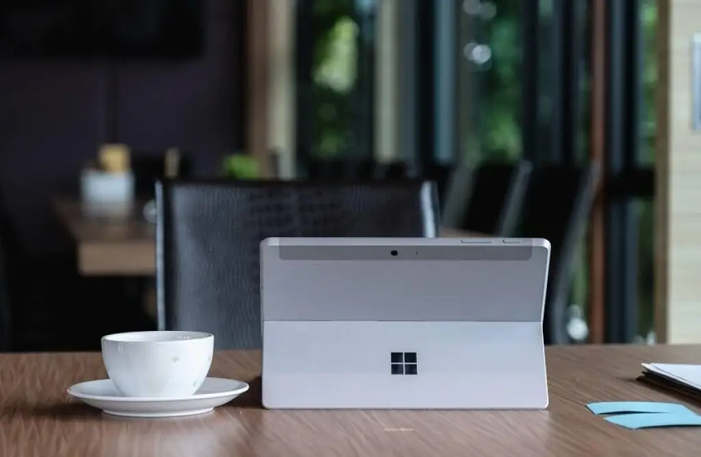مايكروسوفت تزيح الستار عن Surface Pro بنسخته الجديدة