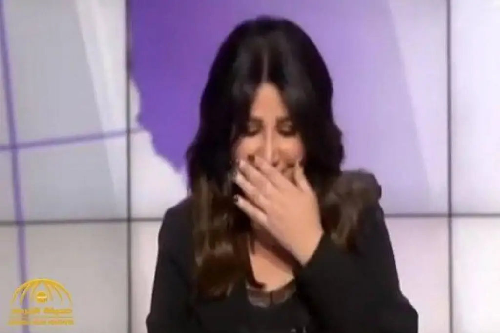 منتهى الرحمي نوبة ضحك تصيب على شاشة العربية - فيديو