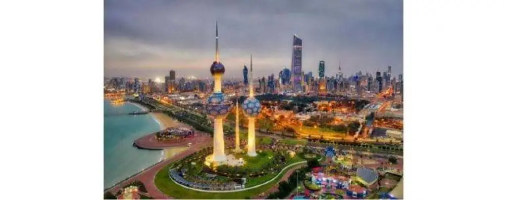 الكويت تنهي خدمات 25 ألف وافد