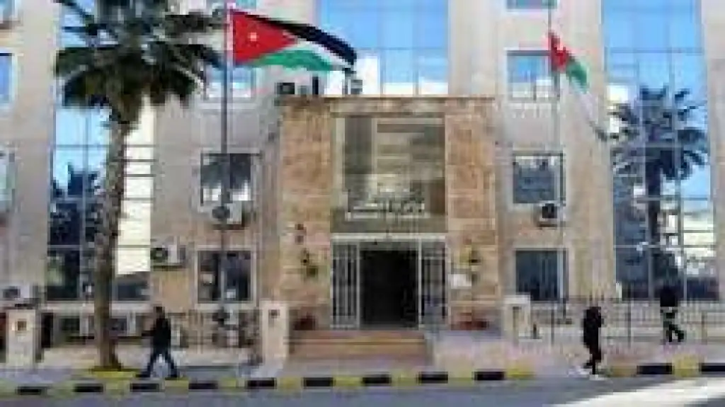تمديد دوام مديريات عمل في عمّان والمحافظات حتى 5 مساءً