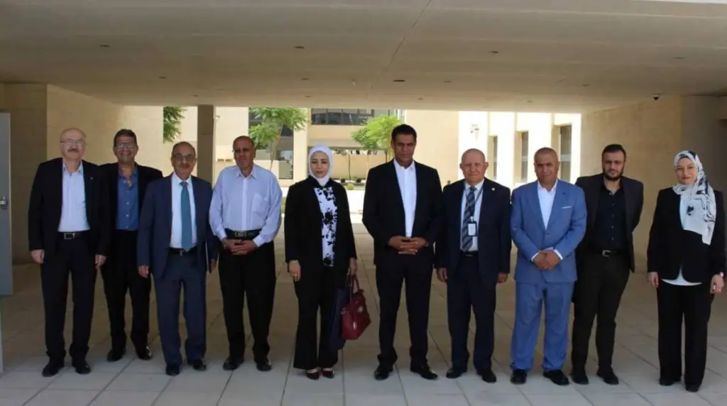 التربية والثقافة النيابية تبحث تطوير التعليم الطبي خلال زيارة لجامعة ابن سينا