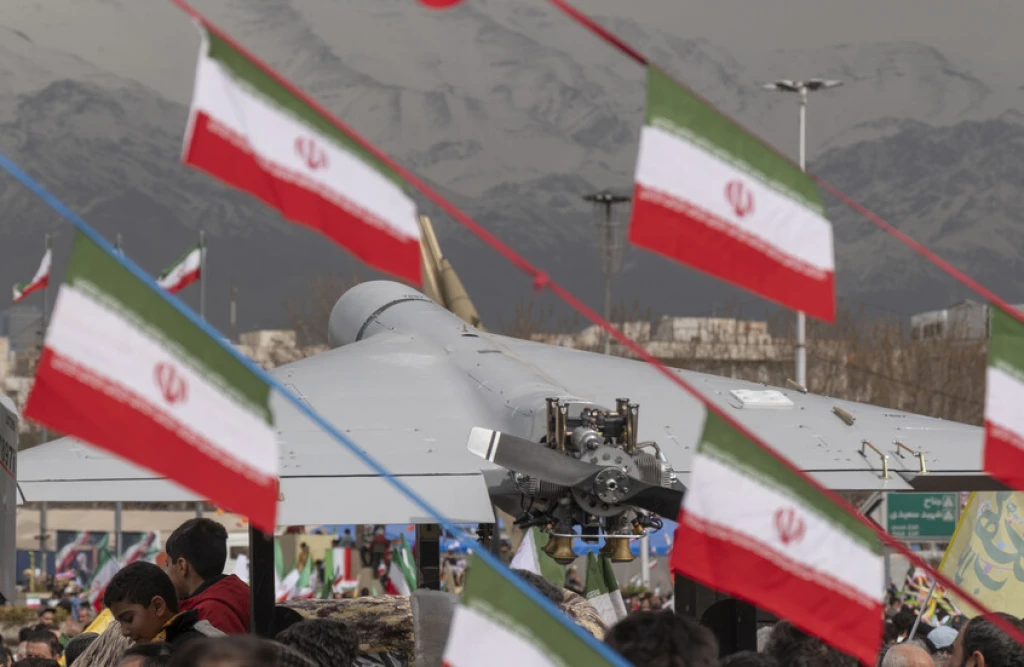 CNN عن الاستخبارات الأمريكية: إيران تعيد بناء قاعدتها الصناعية العسكرية وإنتاج المسيرات بسرعة