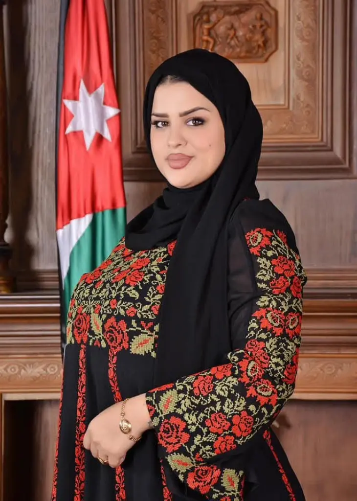الاستاذة الدكتورة نور محسن المساعيد تكتب : في ظل التحديات  الإقليمية  يبرز موقف جلالة الملك كصوتٍ حكيم ومتزن، يعكس عمق الرؤية السياسية الأردنية