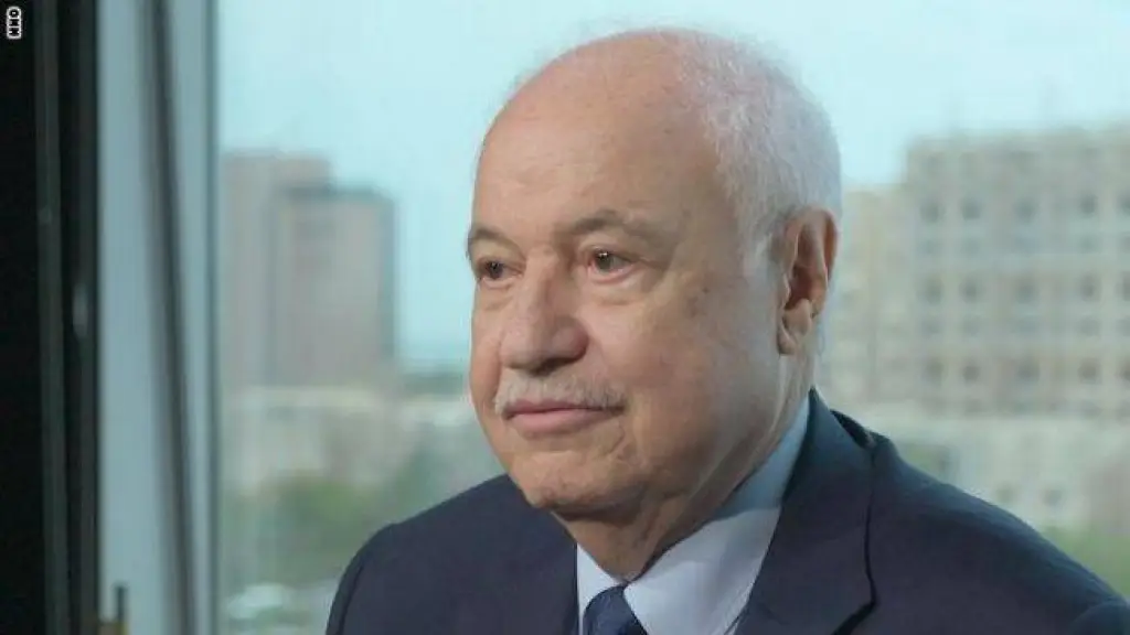 أبو غزالة يحذر من حرب عالمية ثالثة (فيديو)