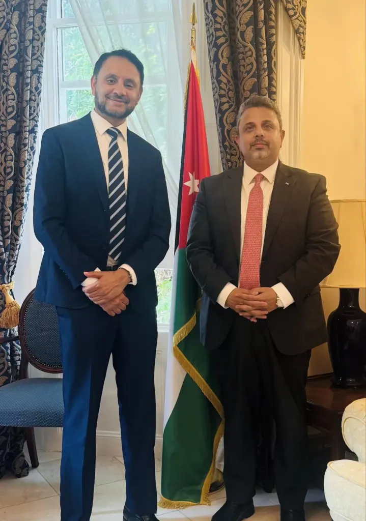 السفير الاردني في المملكة المتحدة يلتقي النائب البريطاني شوكت آدم