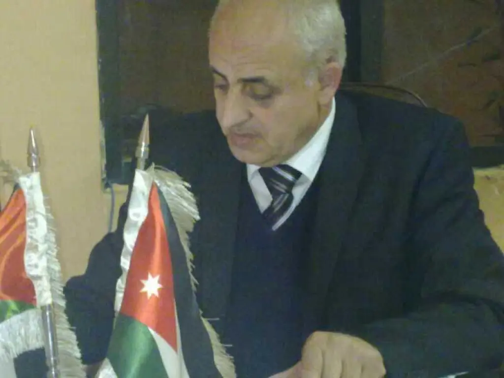 *نفاق العالم الحر... عالم يبكي على كلب ويتفرج على ذبح غزة*
