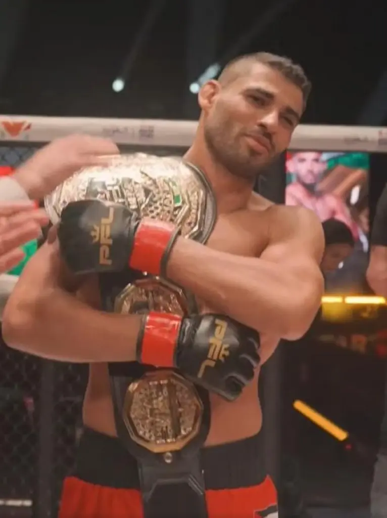 نورس أبزاخ يتوَّج كأول أردني بحزام بطولة PFL MENA