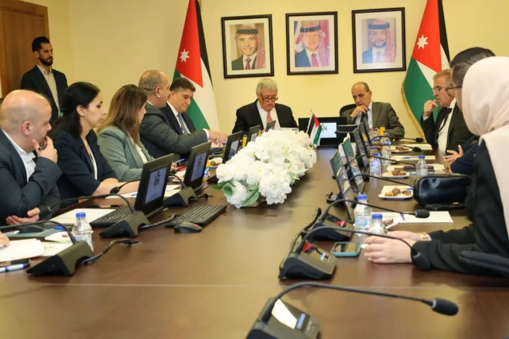 المصري والقطامين يبحثان تطوير منظومة النقل والتخطيط الحضري في المملكة