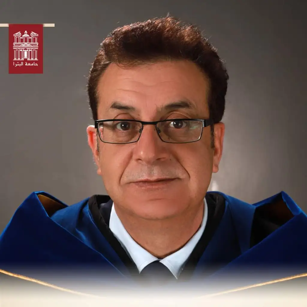 فضيلة الشيخ أشرف العمري يهنئ الدكتور عمر اعمر بمناسبة توليه عمادة كلية الحقوق في جامعة البترا