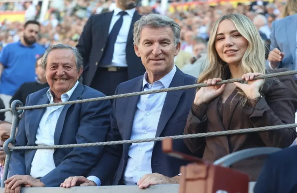 موجة شهادات مزورة تثير تداعيات سياسية في إسبانيا