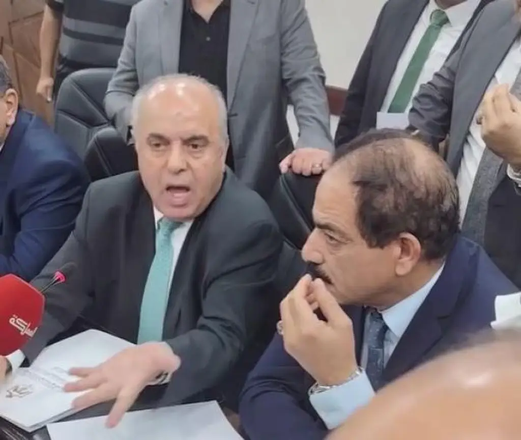 التوجيهي يحرج التربية ويفجر مطالبات برحيل الوزير