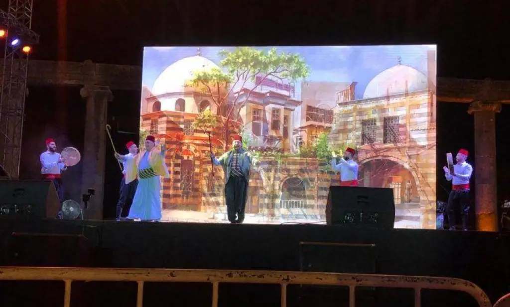 ضمن مهرجان جرش.. السوي محمد الجراح يقدم عروض مسرحية على الساحة الرئيسة