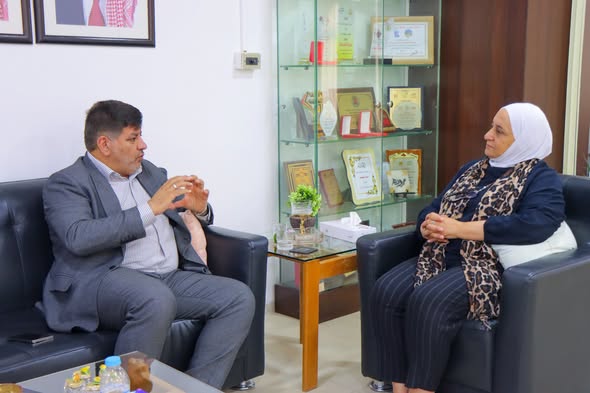 مديرة ثقافة الكرك الشاعر العربي السوري أنس الدغيم