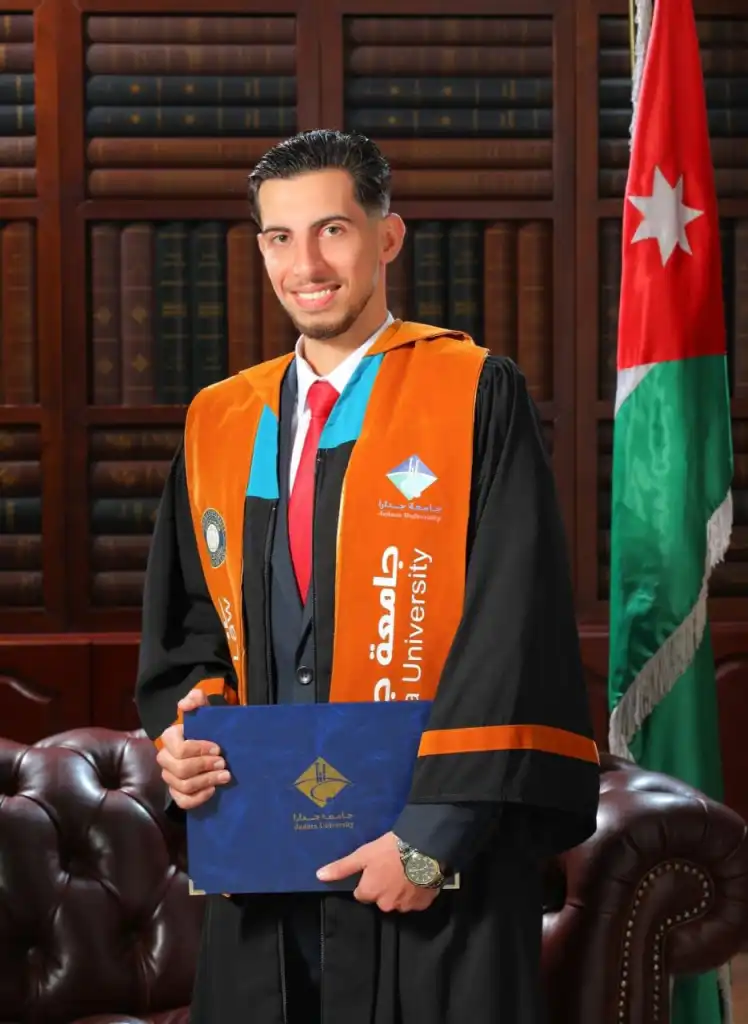 مبارك "طلحة المقدادي" الأول على تخصصه من جامعة جدارا