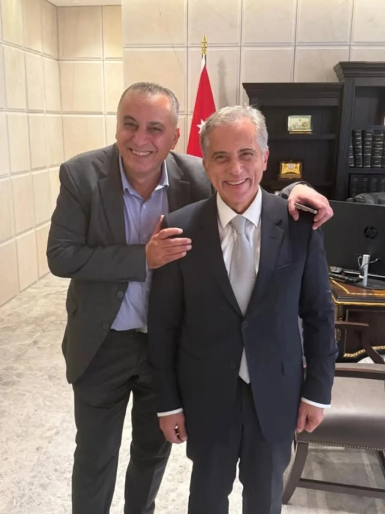 النائب الظهراوي ينشر صورة مع جعفر حسان بعد رفضه للموازنة!