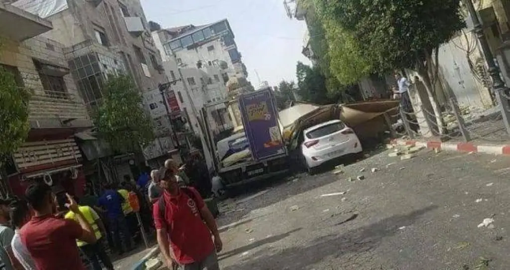 انفجار داخل أحد المطاعم بسوق محانيه يهودا الإسرائيلي في القدس