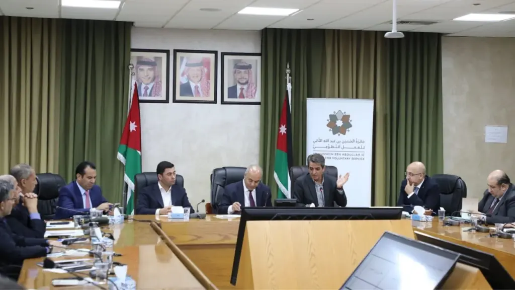 وزيرا التربية والشباب يترأسان جلسة تعريفية بجائزة الحسين بن عبدالله الثاني للعمل التطوعي