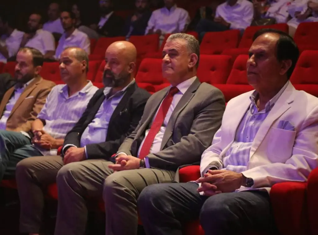 مسرحية خلفك منعطف تاريخي تفوز بجائزة أفضل عرض متكامل في مهرجان عمون لمسرح الشباب