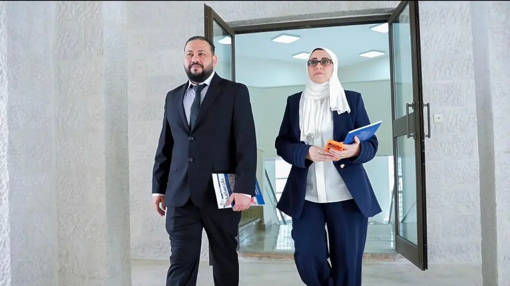 الدكتورة روان محمد الحاج.. من القيادة التعليمية إلى صناعة الحلول لعسر القراءة
