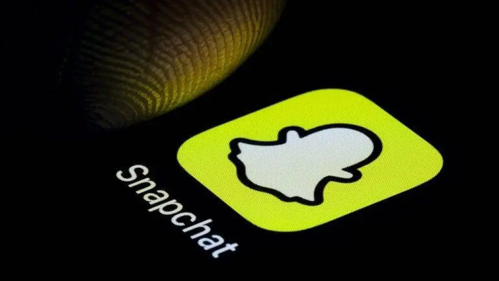 السلطات الفرنسية تهدد المحتجين باختراق حساباتهم على سناب شات