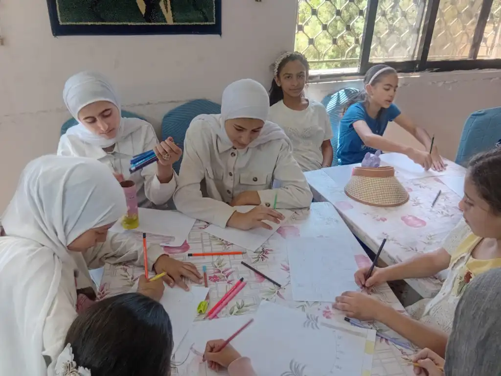 اختتام دورة الرسم في مركز شابات عبين عبلين