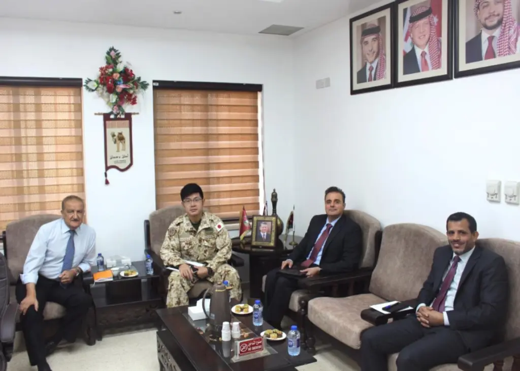 مدير"المصابين العسكريين"يستقبل الملحق العسكري الياباني