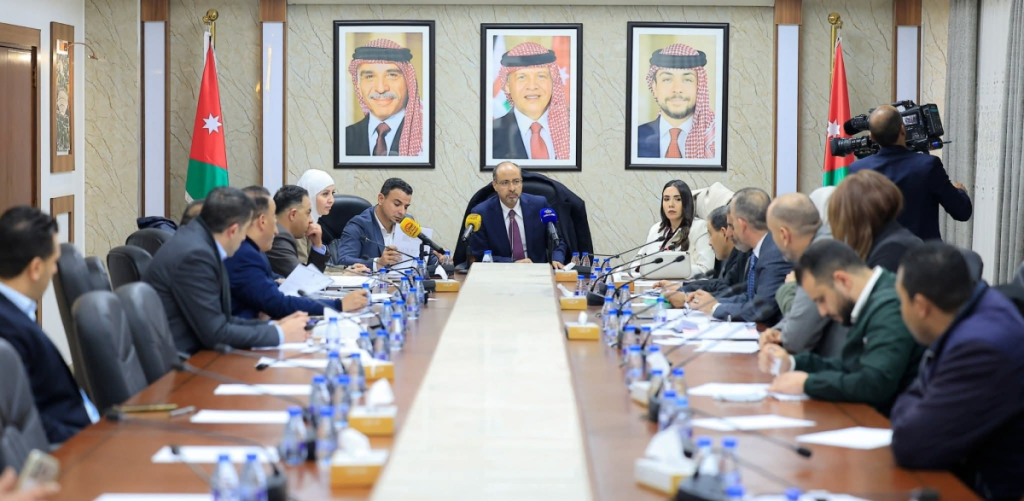 مالية النواب تناقش تقرير المحاسبة المتعلق بوزارة الصناعة والتجارة