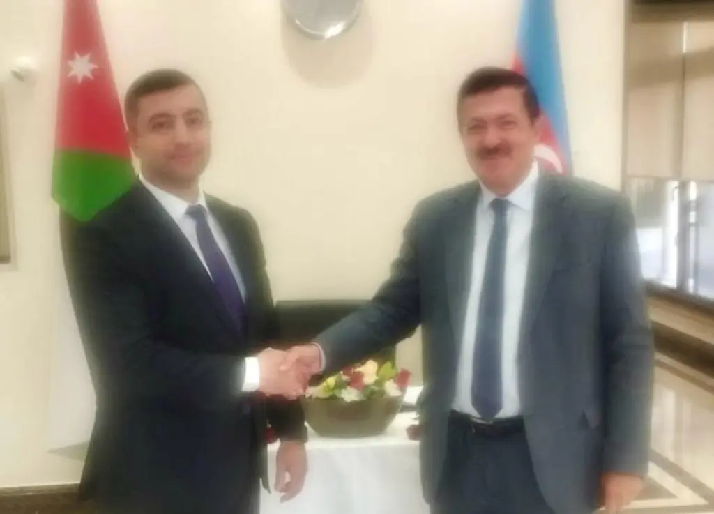 المؤرخ عمر العرموطي يقدم التعازي إلى أذربيجان