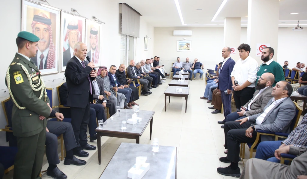 مندوبا عن الملك وولي العهد.. العيسوي يعزي المنيزل وعشا والعجيلات والصرايرة