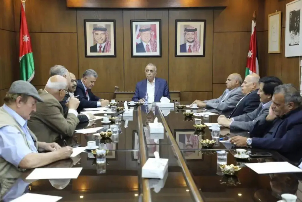 الرواشدة يلتقي رئيس رابطة الكتّاب وعدد من أعضاء الهيئة الإدارية
