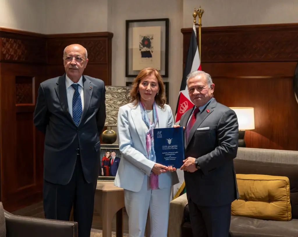 الملك يتسلم التقرير السنوي لحالة حقوق الإنسان