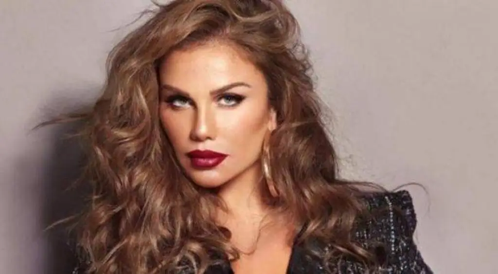 نيكول سابا آخر انطلاق في رحلة رومانسية مع زوجها.. فيديو