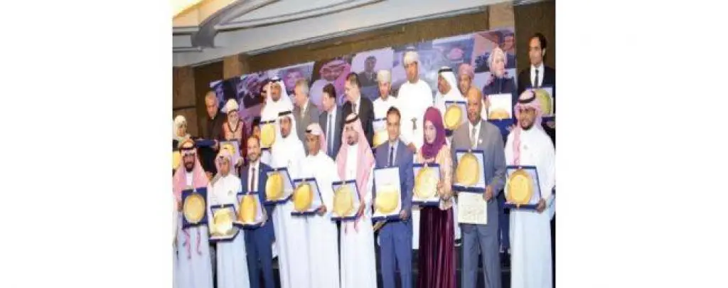 المركز العربي يبدأ باستقبال المرشحين لجوائز الإعلام السياحي لعام 2020