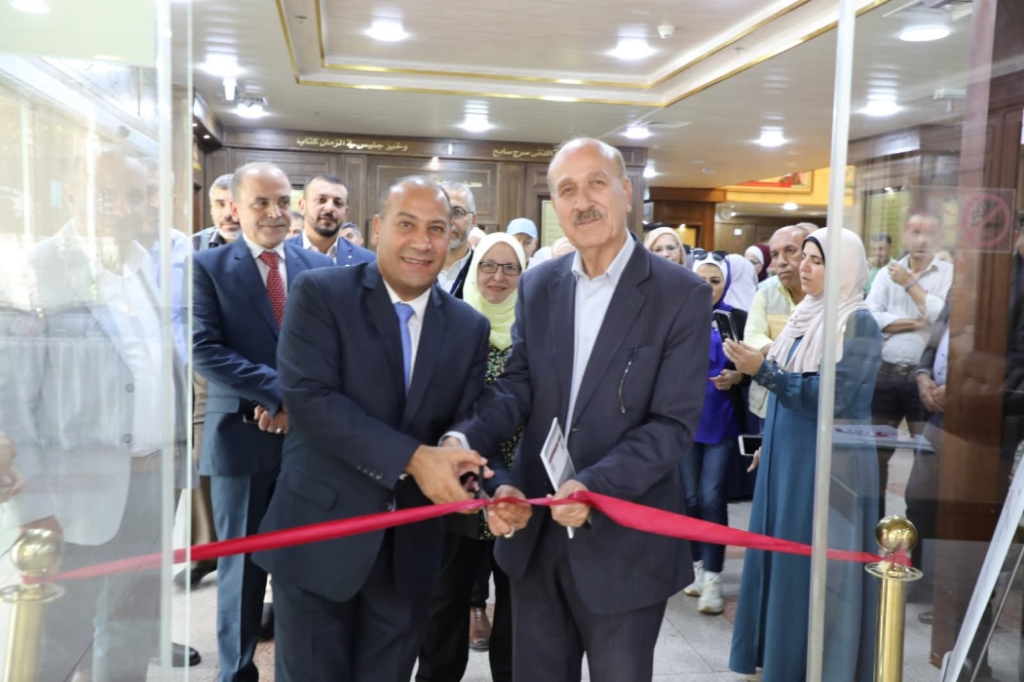 مندوبًا عن الرواشدة ... مدير عام المكتبة الوطنية يفتتح فعاليات مكتبة الأسرة الأردنية في مقر المكتبة الوطنية