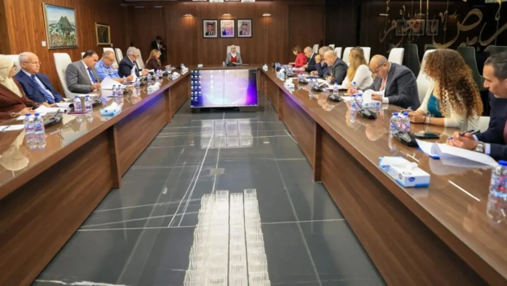 بني مصطفى تترأس اجتماعاً للجنة الوزارية لتمكين المرأة