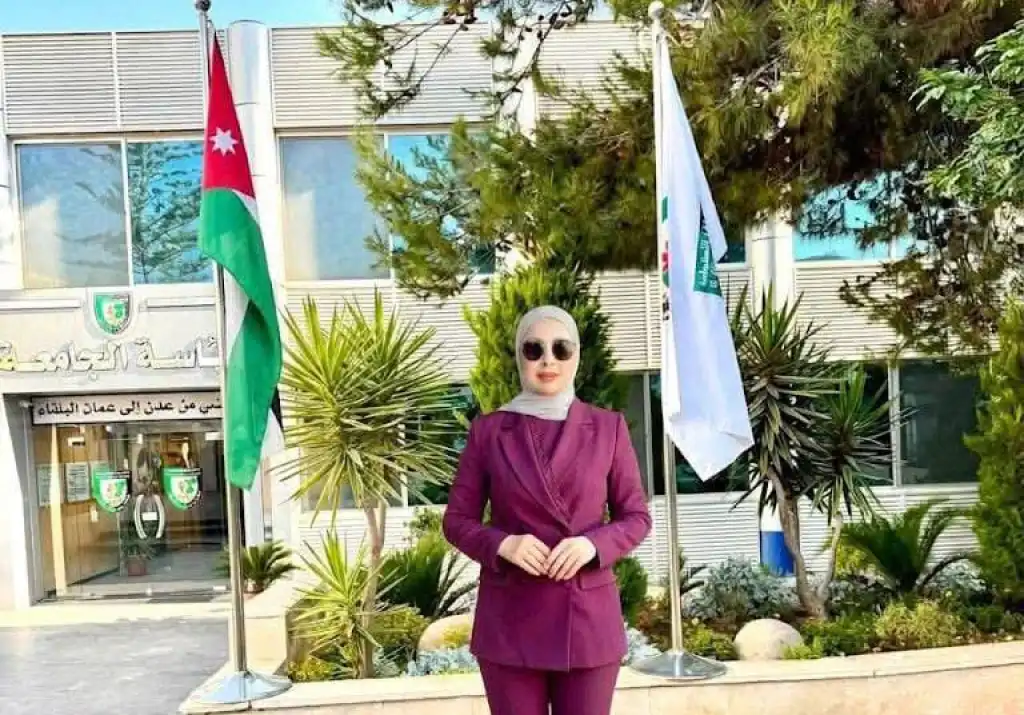 الدكتورة روان أبو زعنونة تُهنئ خريجي "فوج النشامى 26" من جامعة البلقاء التطبيقية