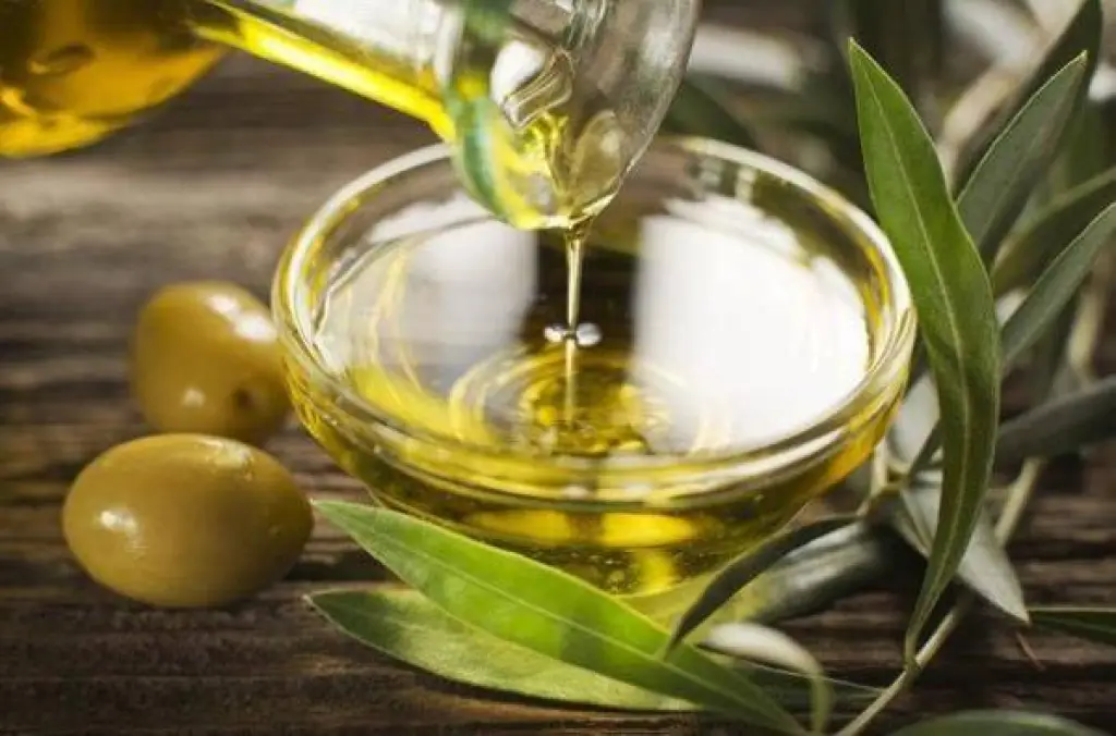 الغذاء والدواء تعد قائمة باسماء غشاشي زيت الزيتون