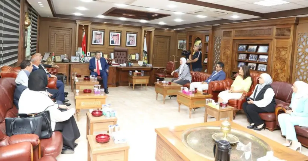 التطبيقية والمجلس الوطني لشؤون الأسرة يوقعان مذكرة تفاهم لتعزيز التعاون في دعم الأسرة الأردنية
