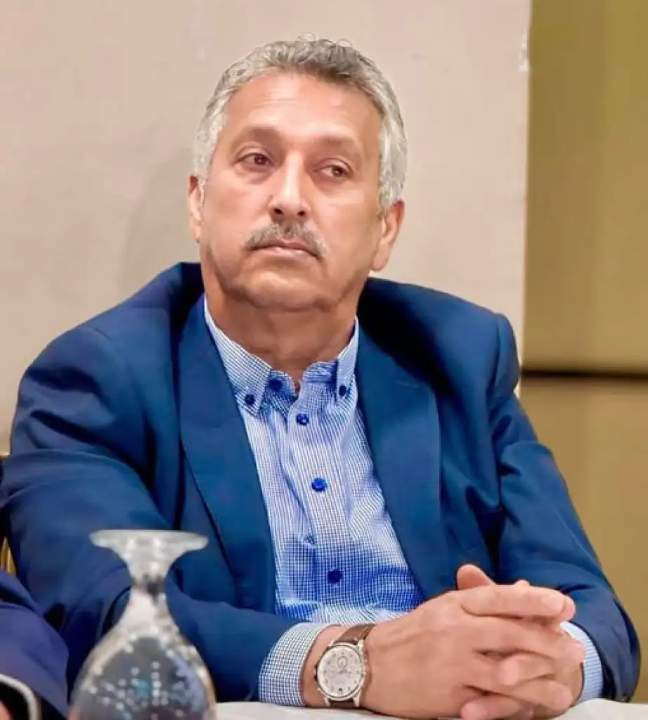 بصراحه الشعب الاردني مش ناقصه بكفيه الي فيه .